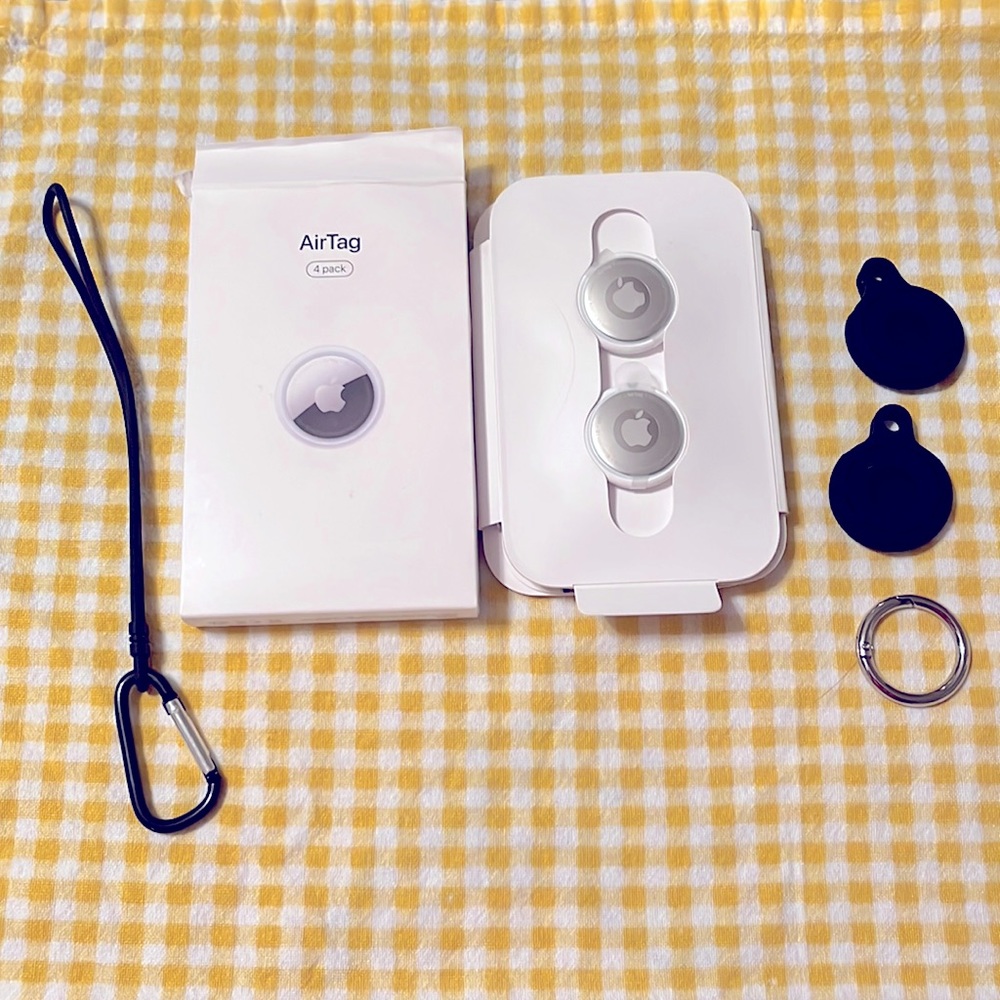 2 Apple AirTags. Original 4 pack but the two being sold have never been used.